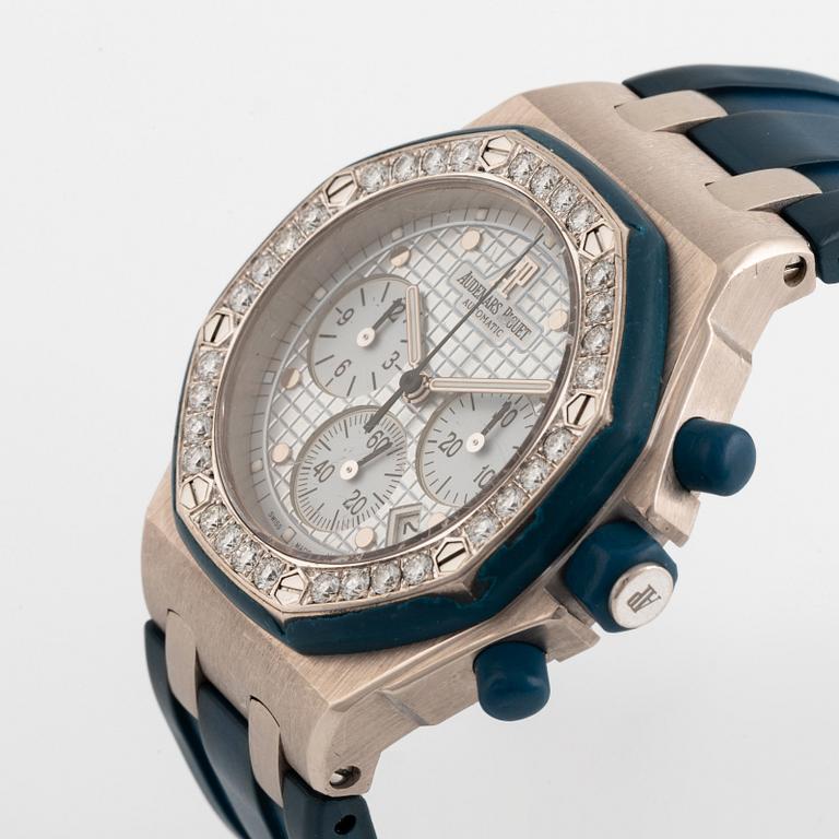 Audemars Piguet, Royal Oak, Offshore, chronograph, "Diamond Bezel", ca 2001.