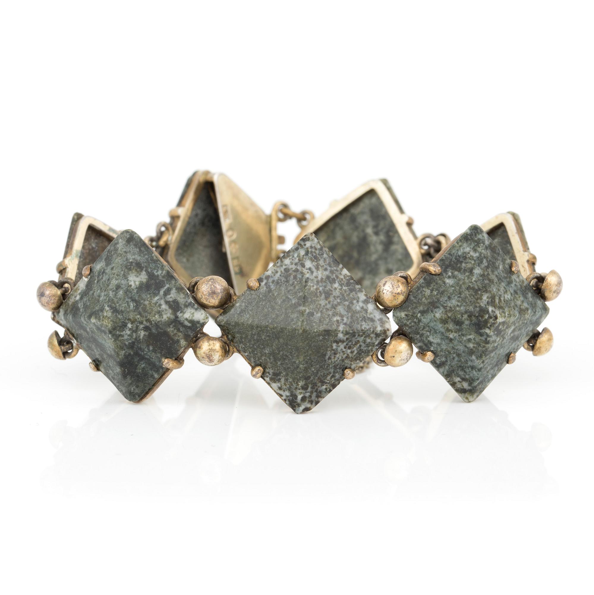 ARMBAND med kolmårdsmarmor.