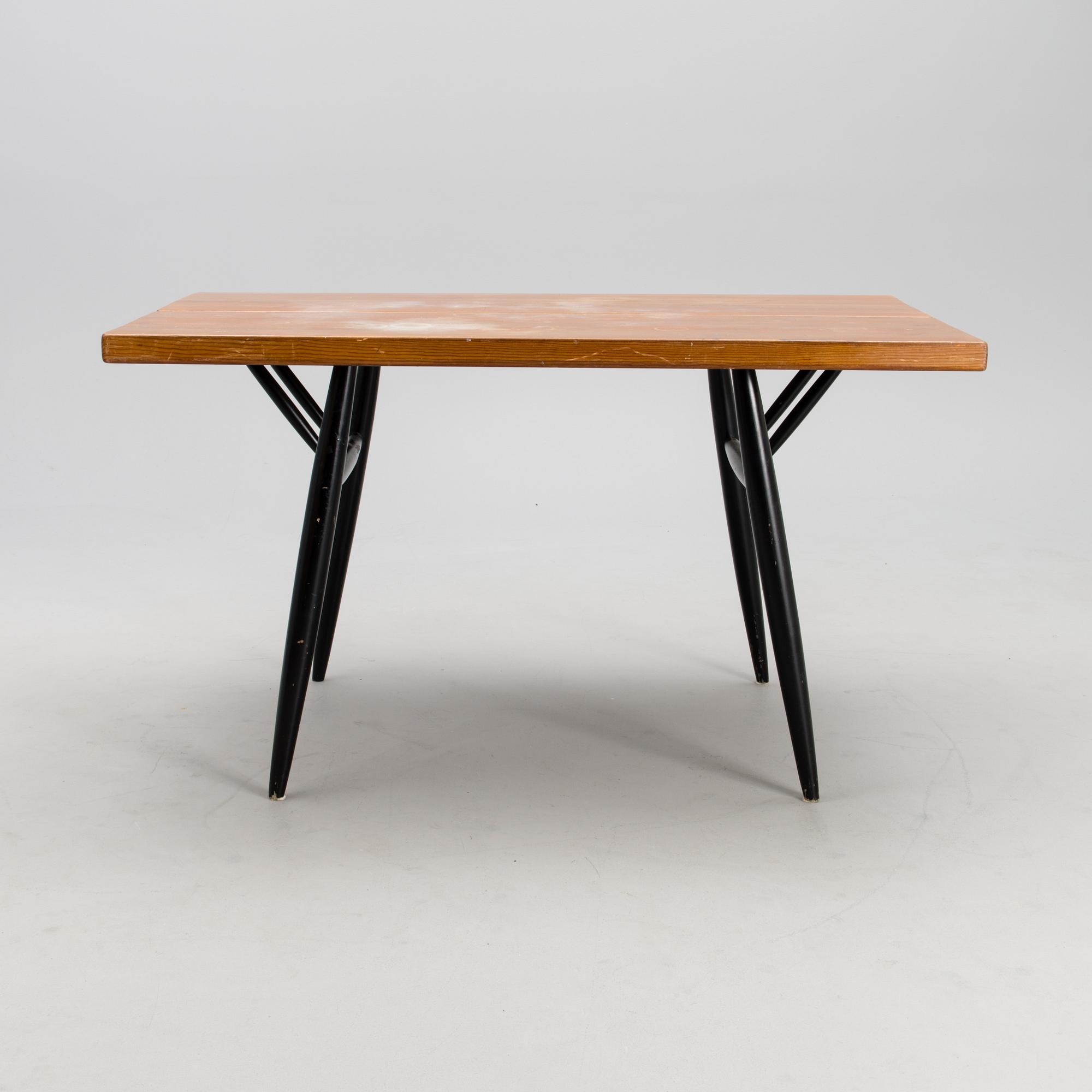 ILMARI TAPIOVAARA, PÖYTÄ, "Pirkka", Laukaan Puu, suunniteltu 1957.