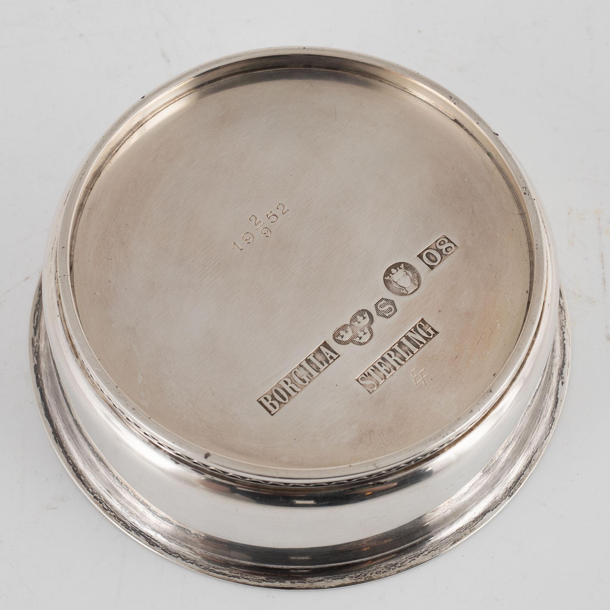 Atelier Borgila, a sterling silver ashtray, Stockholm 1940.