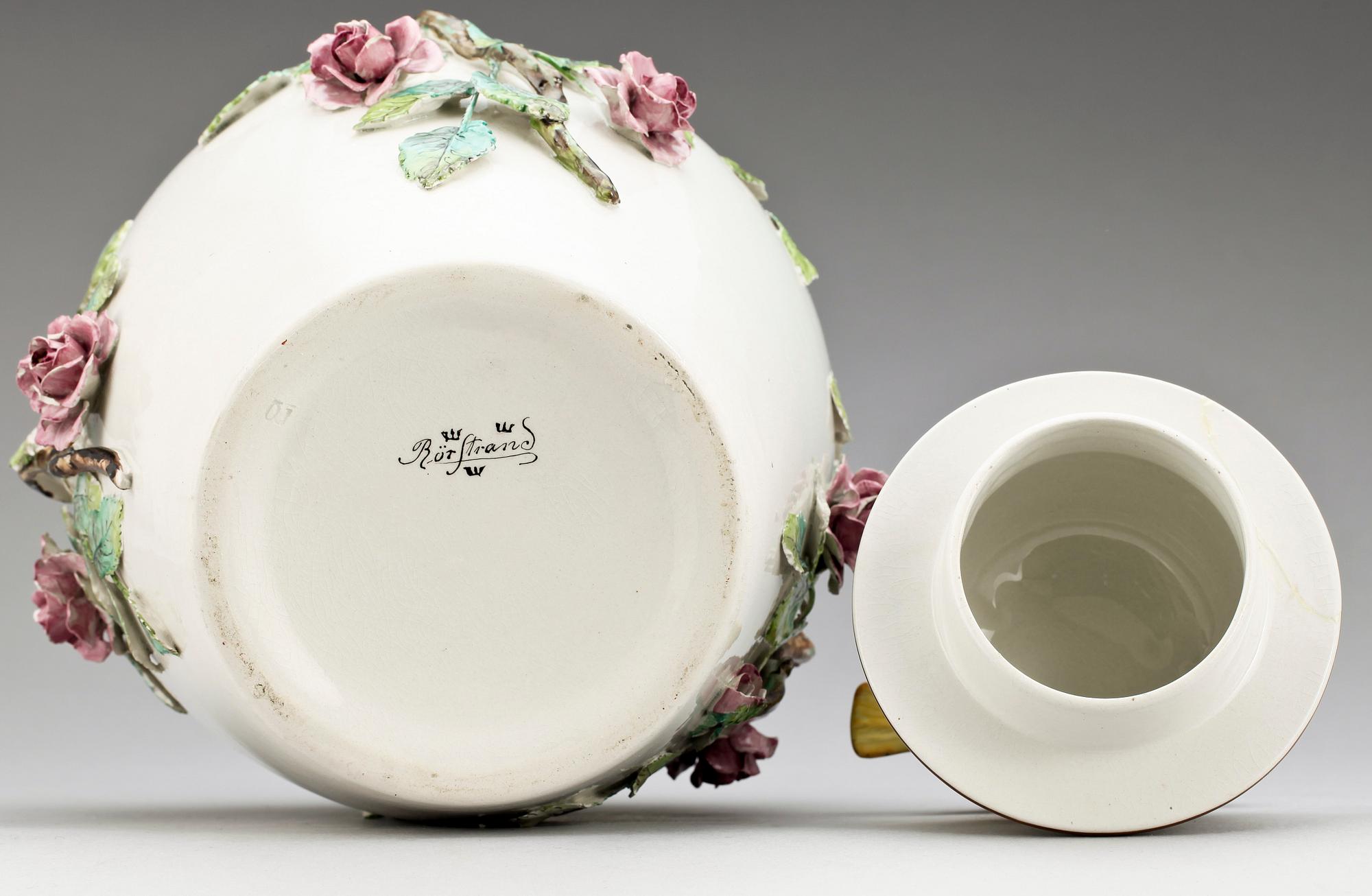 LOCKURNA, fajans, rokokostil, Rörstrand, 1900-tals början.