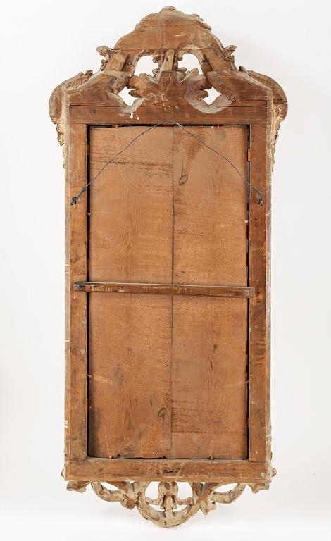 SPEGEL, av Samuel Bomansson (mästare i Stockholm 1756-71, änkan drev verkstaden till 1780-talet). Transition.