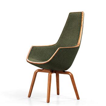 289. Arne Jacobsen, a "The Giraffe" armchair by Fritz Hansen, for the SAS Royal Hotel, Copenhagen in 1958.