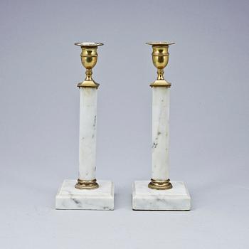 LJUSSTAKAR, ett par, gustaviansk stil, 1800-tal.