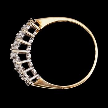 RING, 14 k guld, briljantslipade diamanter tot ca 0.50 ct.