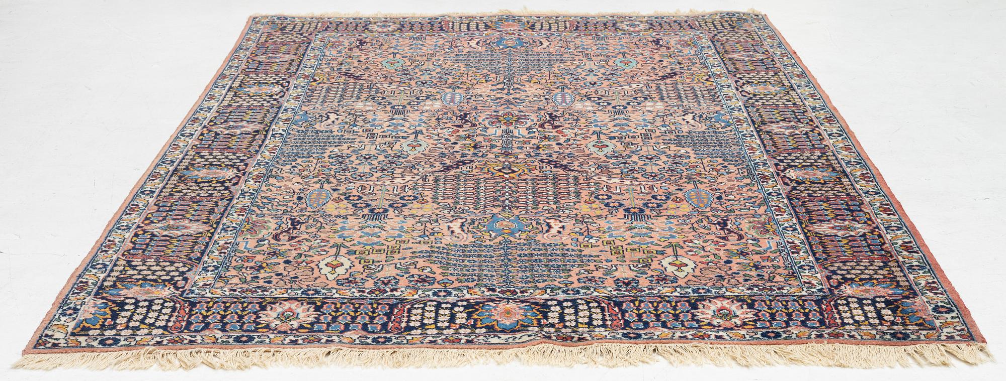 Carpet, Tabriz, approx. 300 x 200 cm.