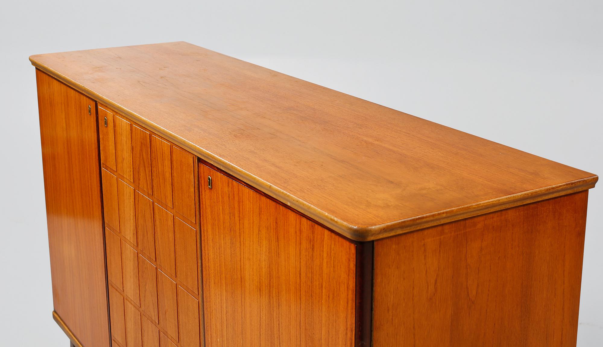 SIDEBOARD, AB Tabergsmöbler, Smålands Taberg, 1900-talets andra hälft.