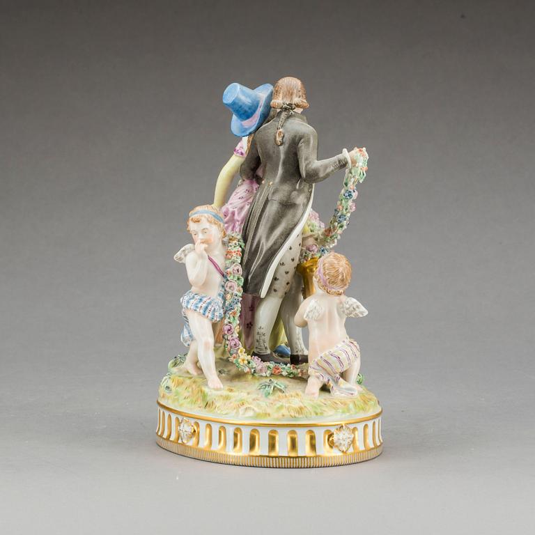 FIGURGRUPP, Royal Copenhagen, "Juliane Marie-porslin", 1900-talets början.