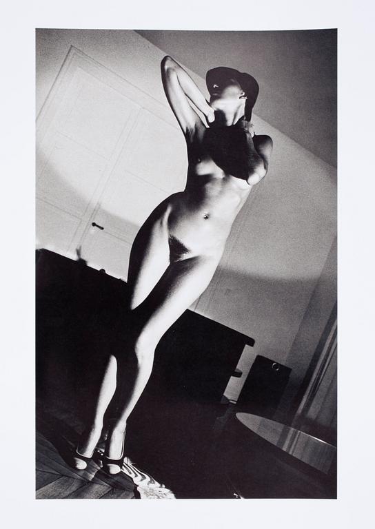 HELMUT NEWTON, "In my apartment", Paris, 1978, offsetlitografi, bär sign.