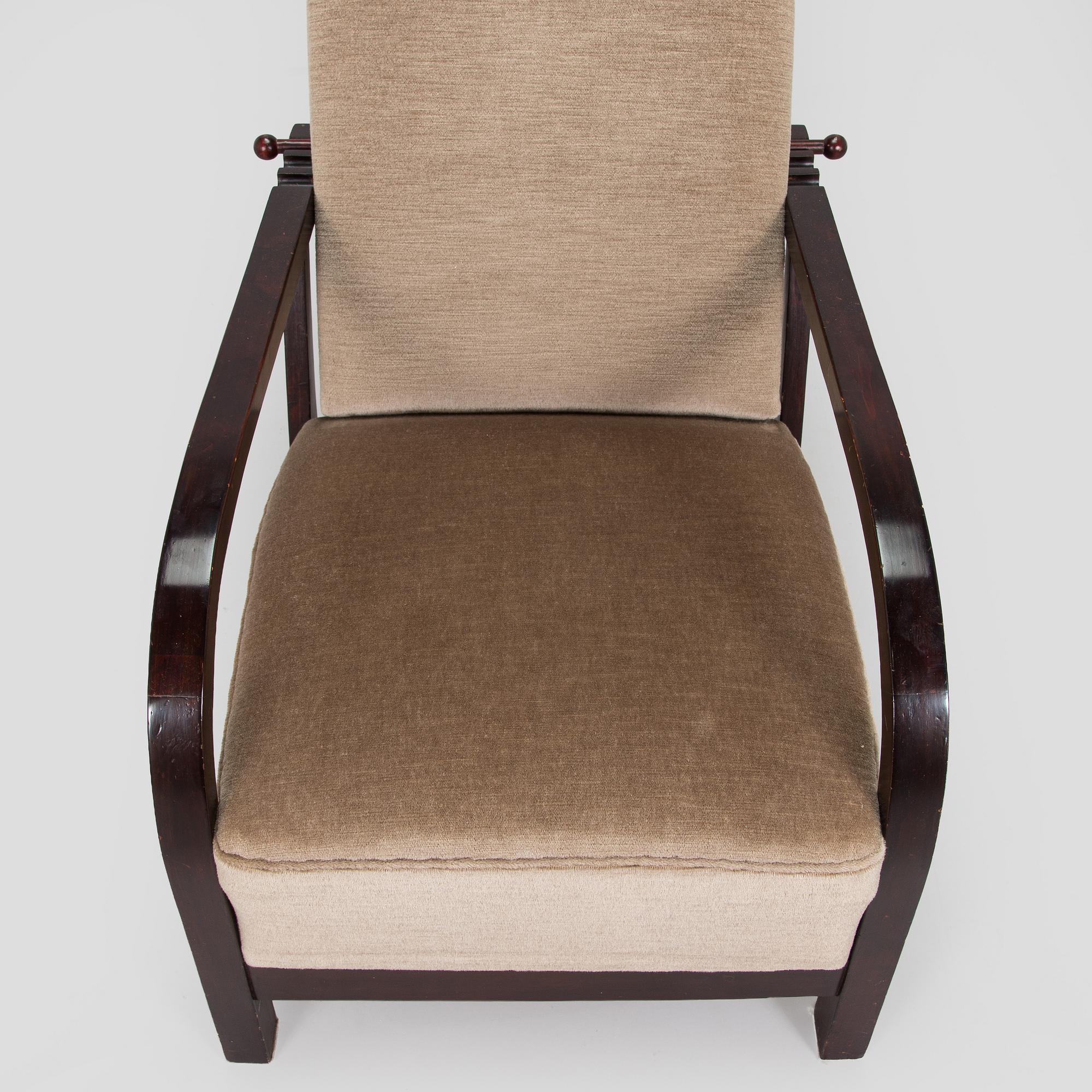 Einari Kyöstilä, a "Mainio" armchair for Asko, 1930s-40s.