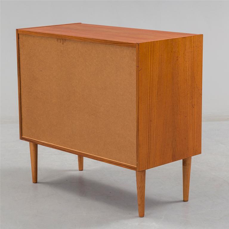 BYRÅ, teak, 1960 / 70-tal.