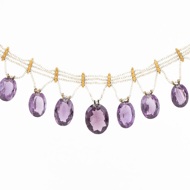 Necklace, 18k gold with amethysts and seed pearls.
