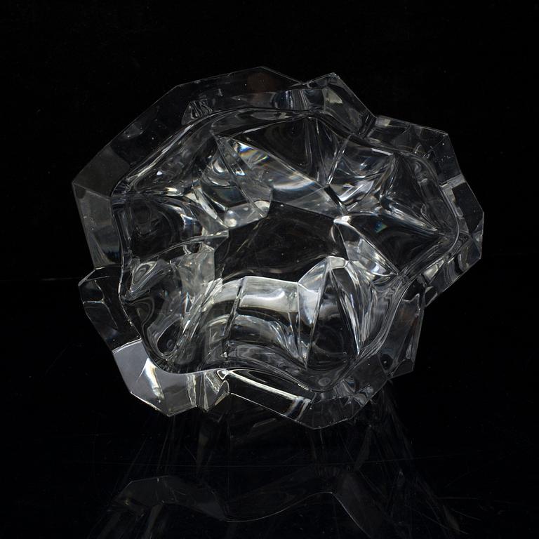 A glass bowl by Tapio Wirkkala for Iitala, 1958.