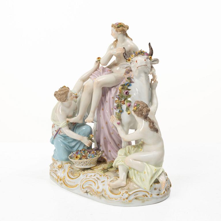 Meissen, A porcelain group of Europe and the bull, around 1900.