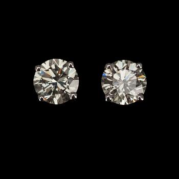 ÖRHÄNGEN, vitguld 18K, briljantslipade diamanter tot. 1,02 ct.