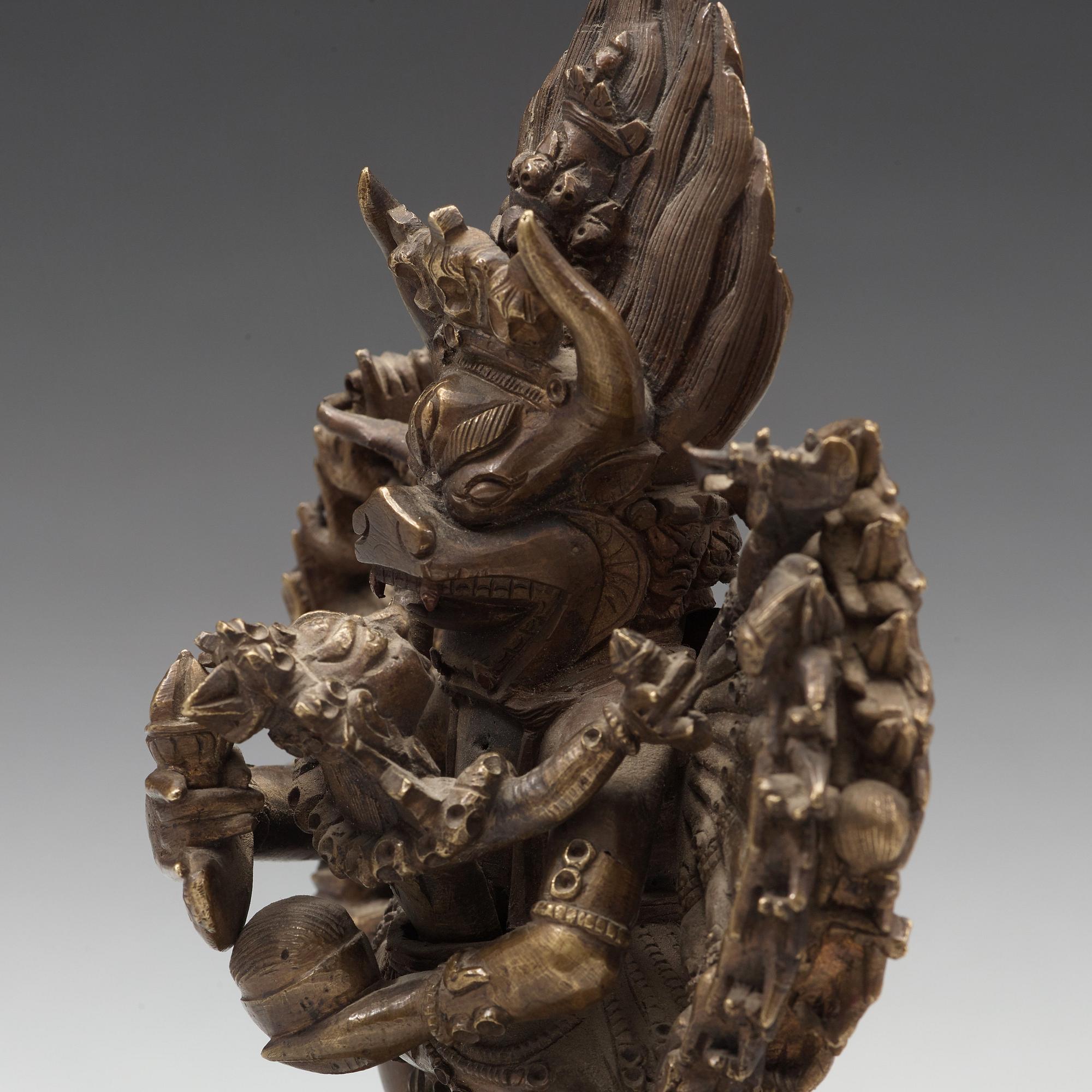 A bronze figure of Yamantaka, Tibet, tidigt 1900-tal.