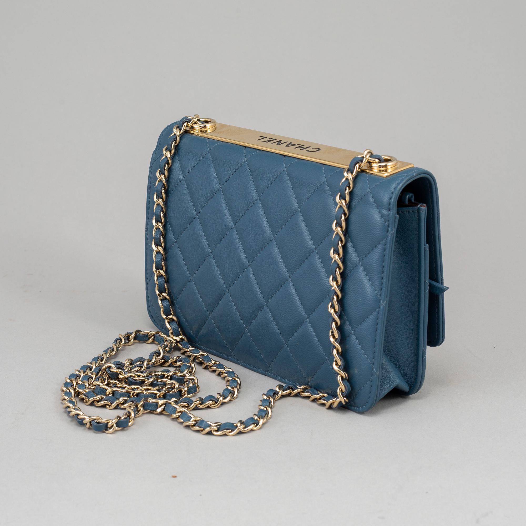 CHANEL, "Wallet on chain", 2016-2017.