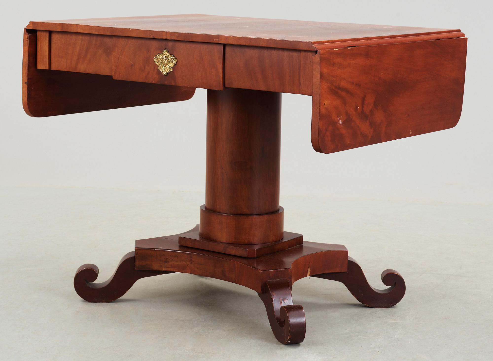 BORD, Karl Johan, 1800-talets första hälft.
