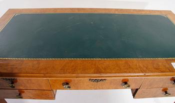 SKRIVBORD, empirestil, 1900-tal.