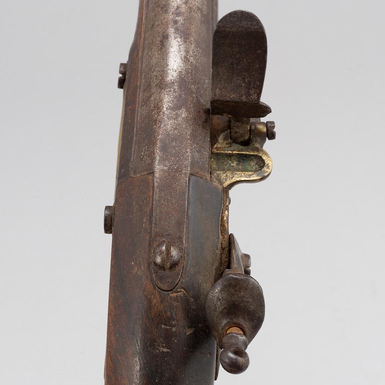 A French flintlock pistol model An IX.