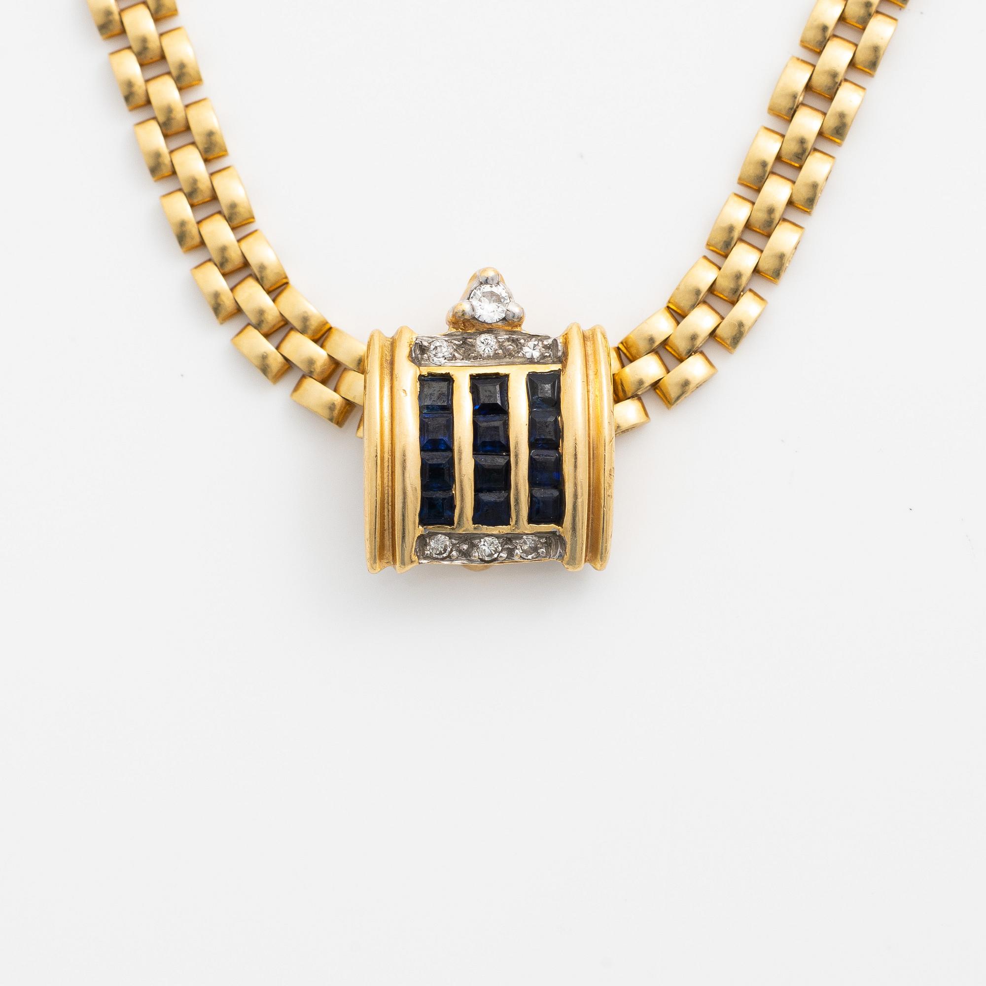 Collier 18K guld med avtagbart hänge 18K guld med små diamanter och blå stenar sannolikt safirer.