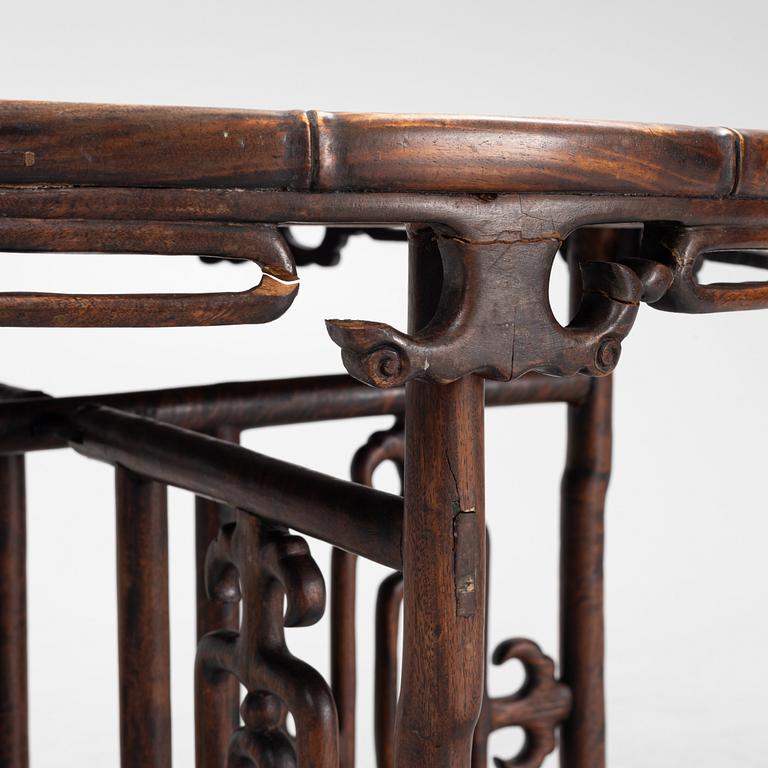 Bord, hardwood, Kina, 1900-tal.