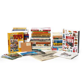 Books, toy literature, approx. 50 books/booklets.