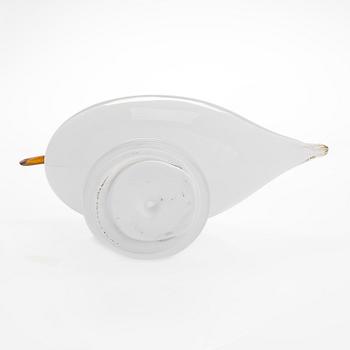Oiva Toikka, a 'Sea Mew' glass bird, signed O. Toikka Nuutajärvi.