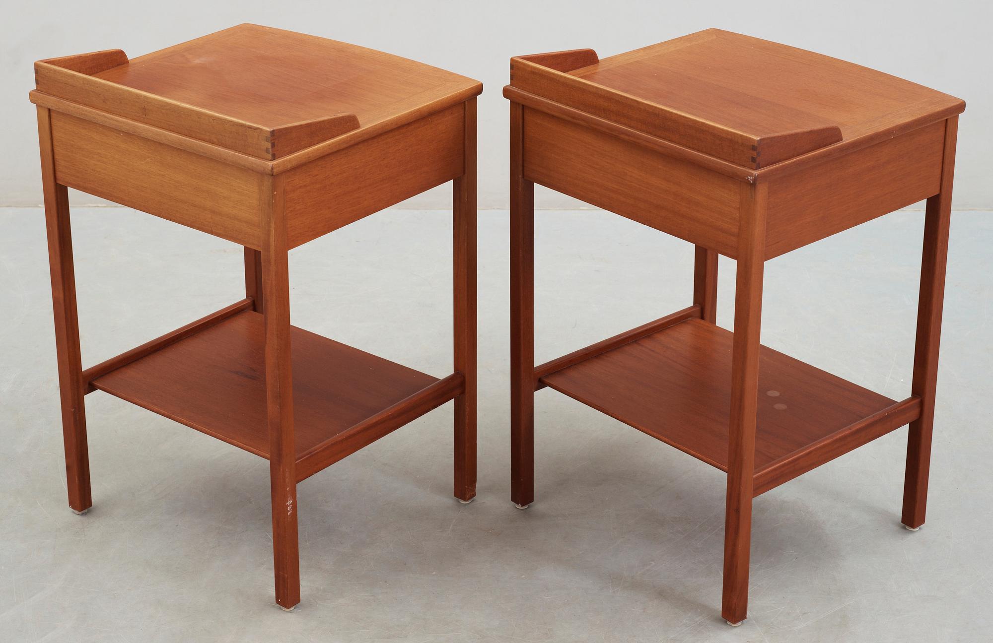 SÄNGBORD, ett par, NK's Triva-serie, design Kerstin Hörlin-Holmqvist.