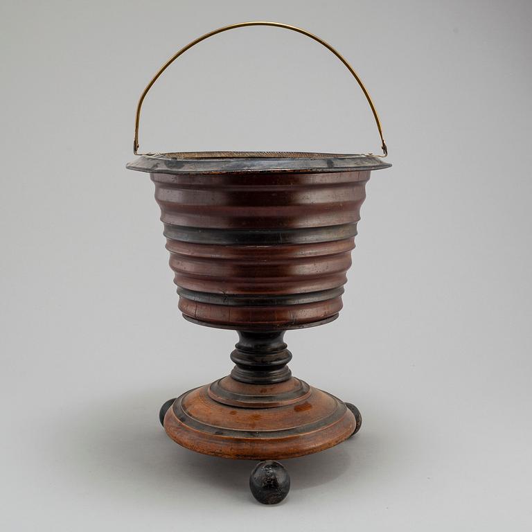 ICE BUCKET, 19th century.