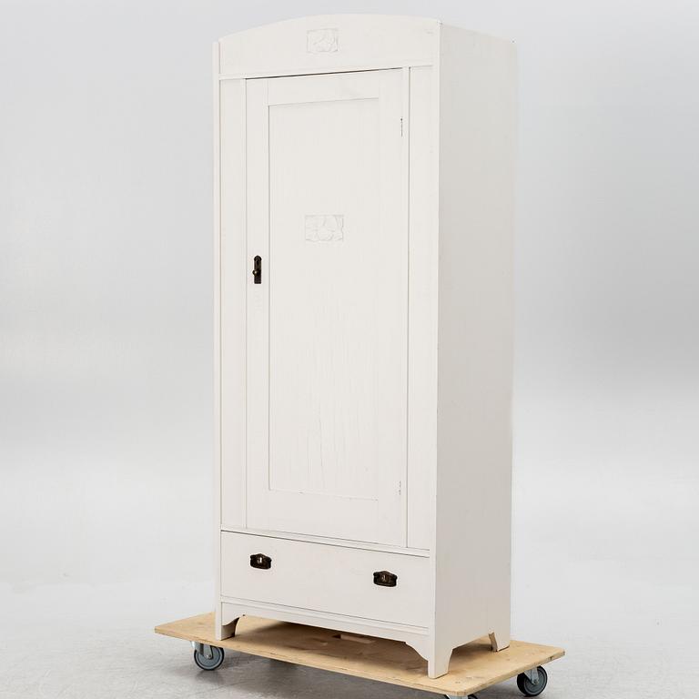 A cabinet, early 20th century.