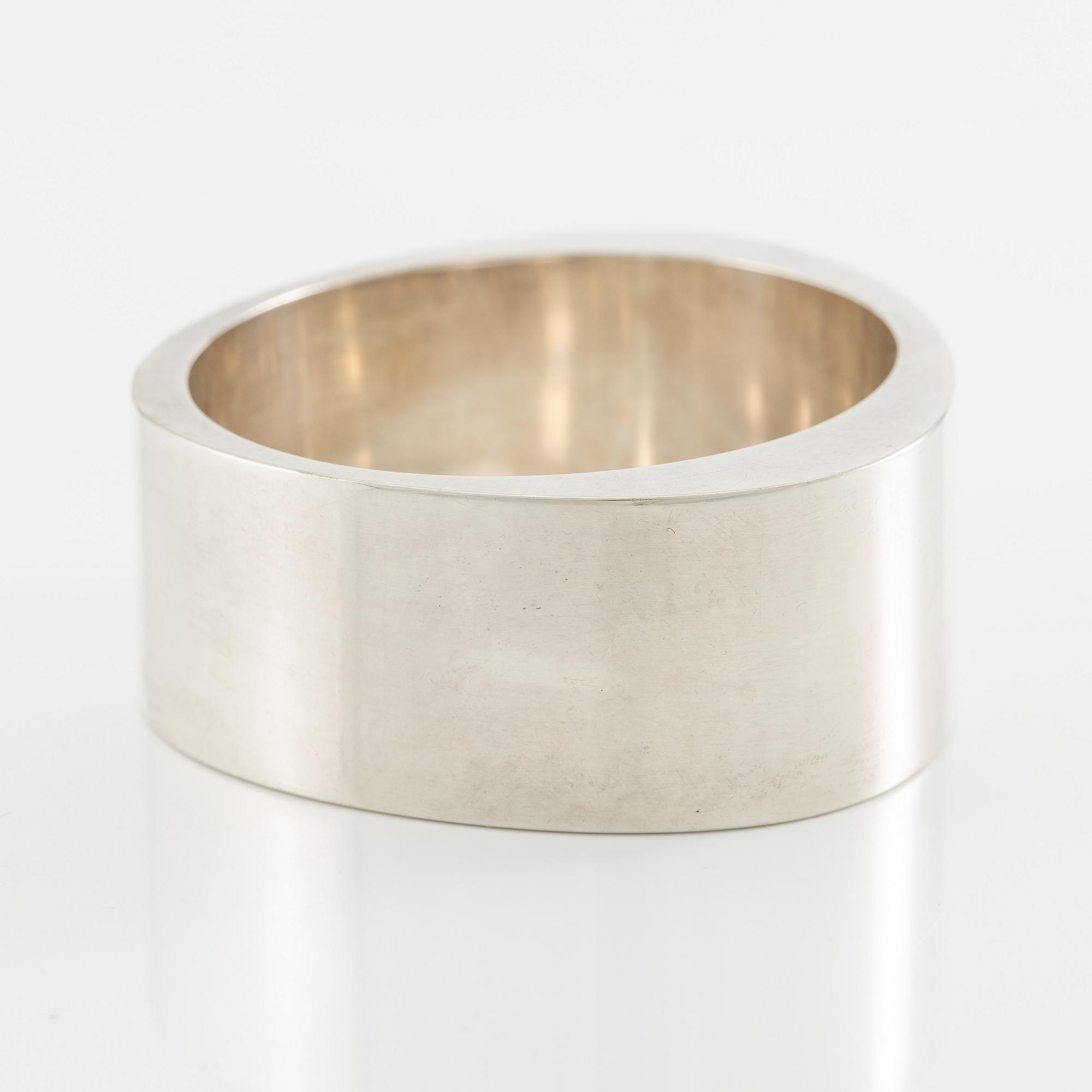 Lina Christensen, armring, "Extra", sterlingsilver, Georg Jensen.