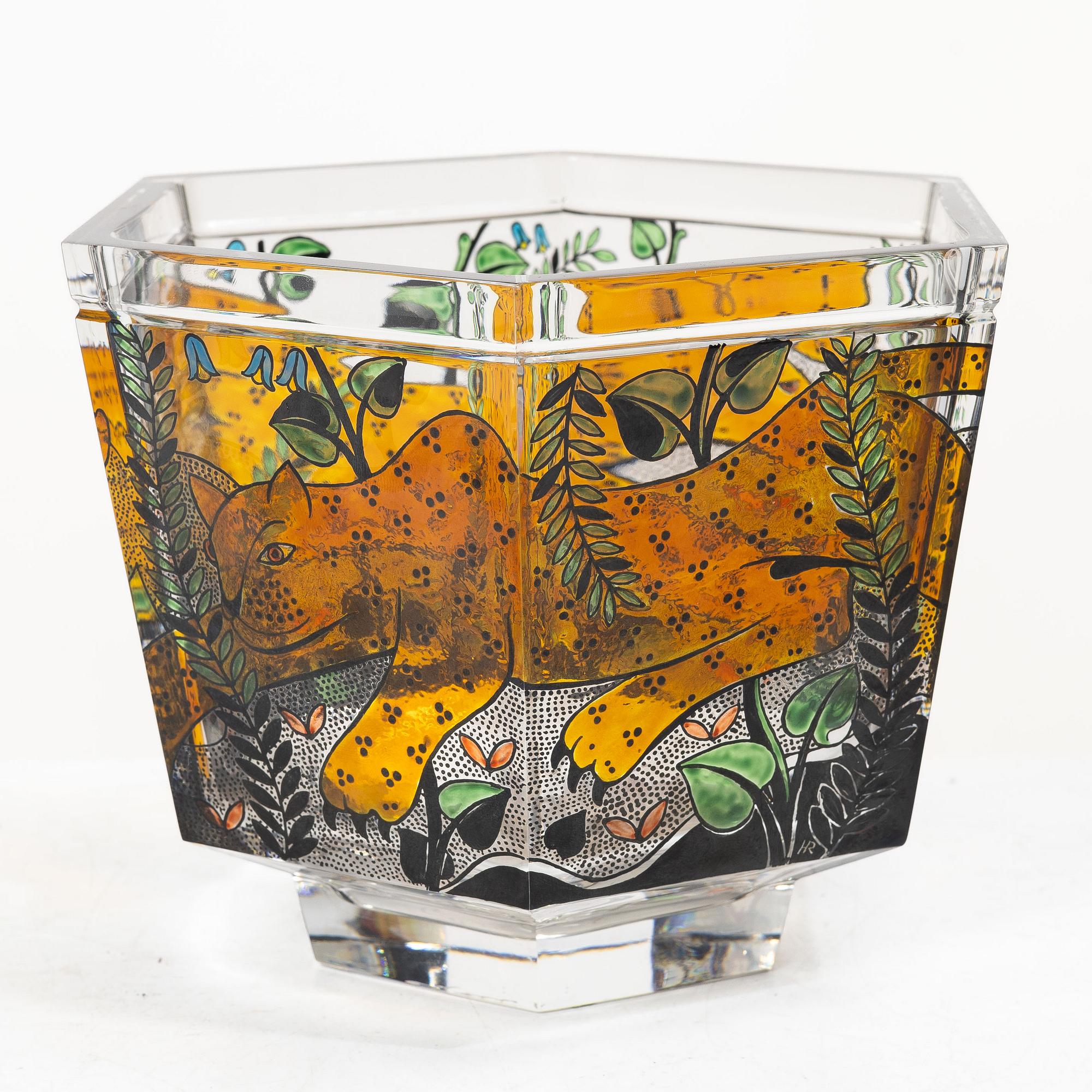 Gunnar Cyrén, a “Leopard Play” glass bowl, Orrefors, 1990.