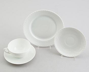 TESERVIS, porslin, 26 delar, Royal Copenhagen.
