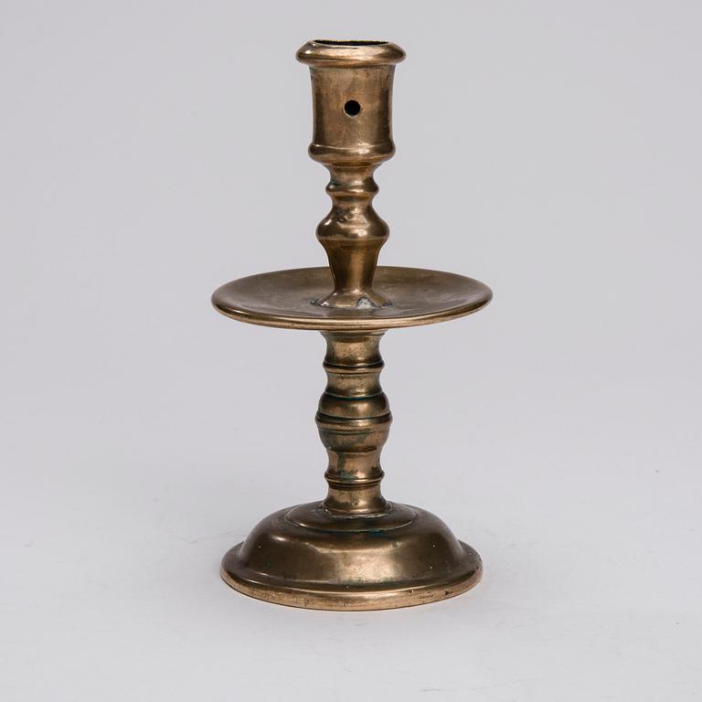 LJUSSTAKE, mässing, Flandern 1600-tal.