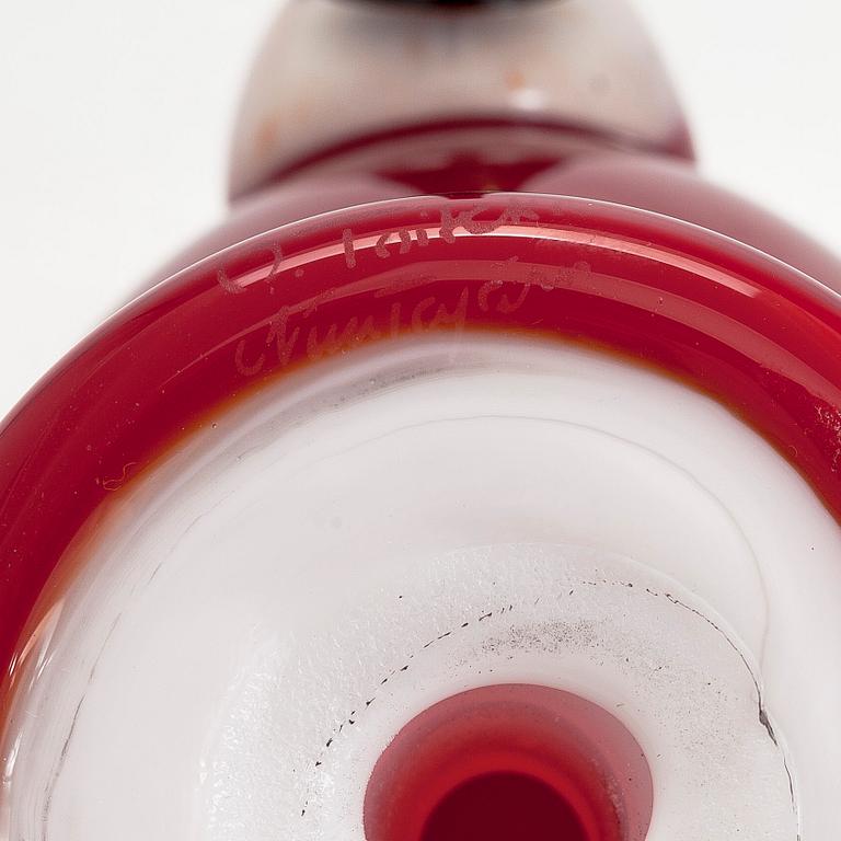 Oiva Toikka, glasfågel, signerad O. Toikka Nuutajärvi.