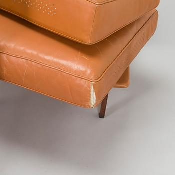 Ilmari Tapiovaara, sohva / nojatuoleja 3 kpl, valmistaja Lukkiseppo, 1900-luvun puoliväli.