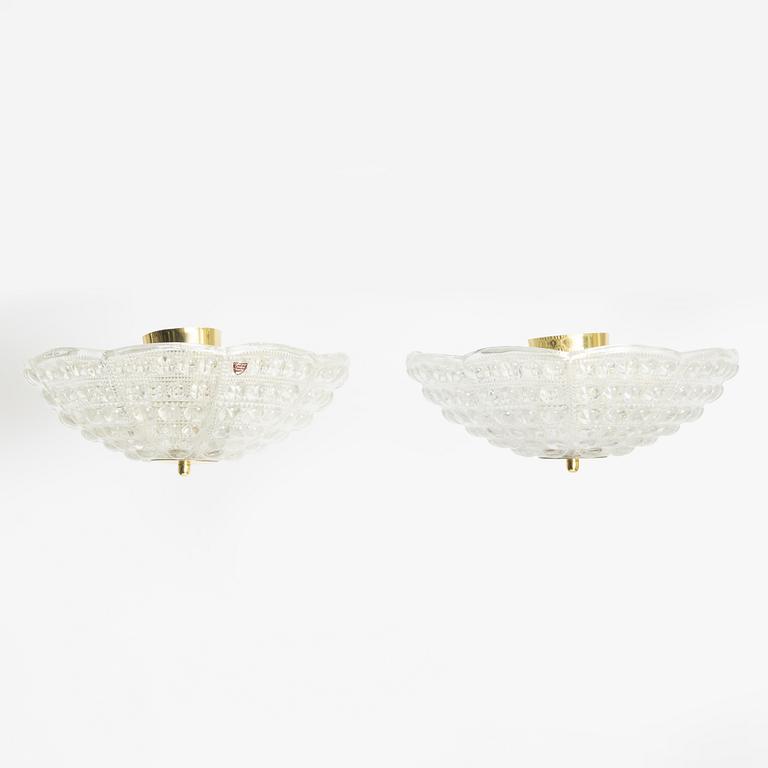 Carl Fagerlund, A pair of ceiling lamps, Orrefors.