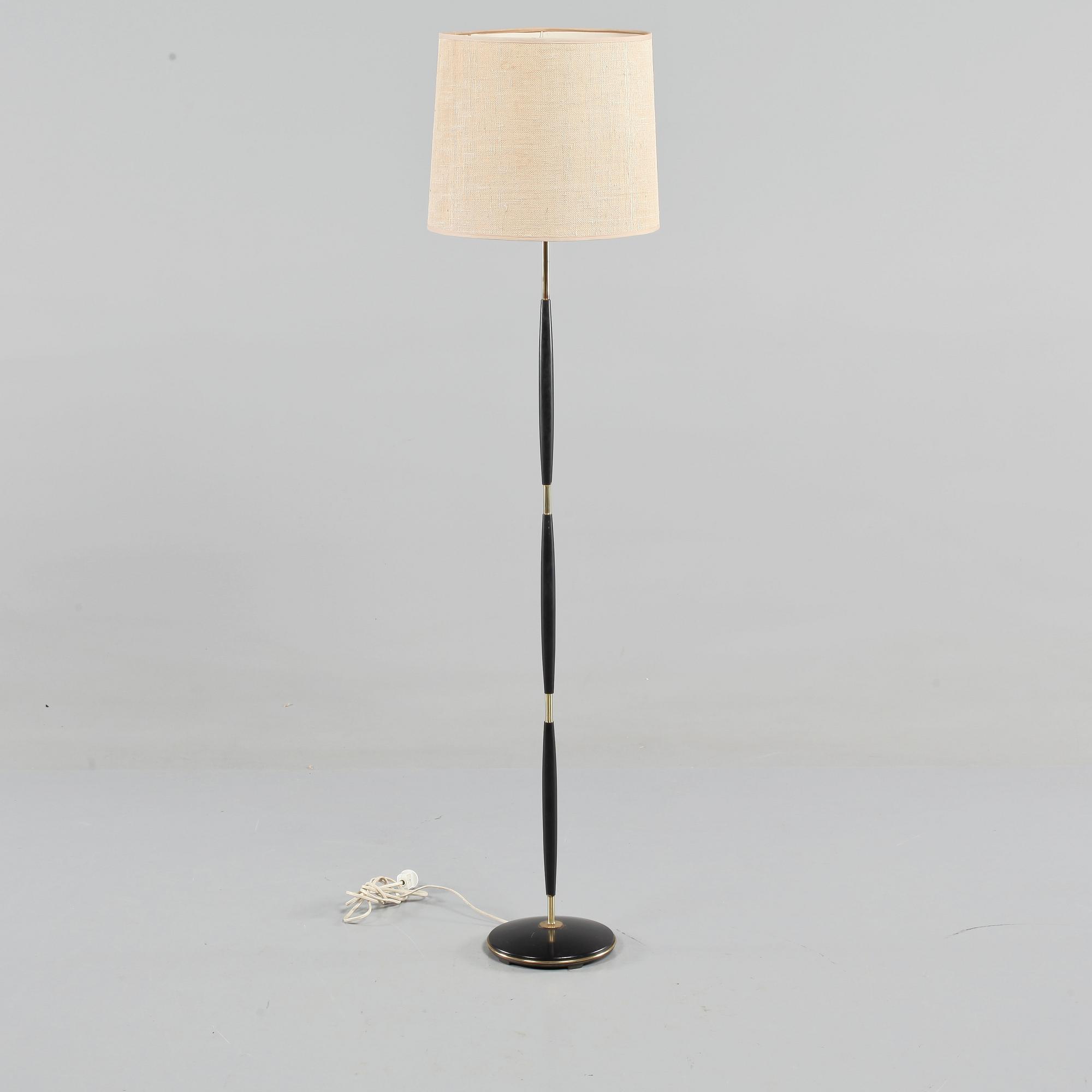 GOLVLAMPA, 1900-talets andra hälft.