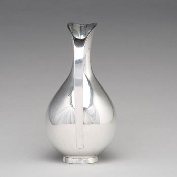Kay Fisker, kanna, Firma Anton Michelsen, Köpenhamn 1965, sterling silver.