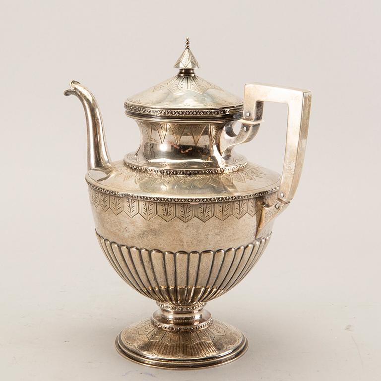A Swedish 19th century silver coffee pot mark of CP Hedin Jönköping 1893, weight 506 gr.