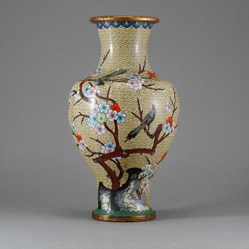VAS, orientalisk, cloissoné, tidigt 1900-tal.