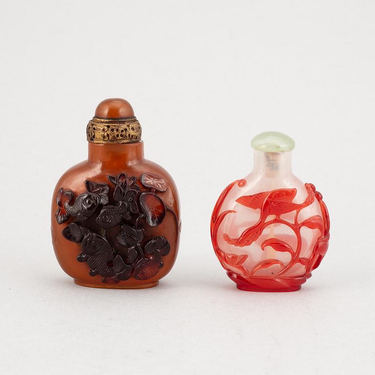 Two Chinese snuff bottles, early 20th century.