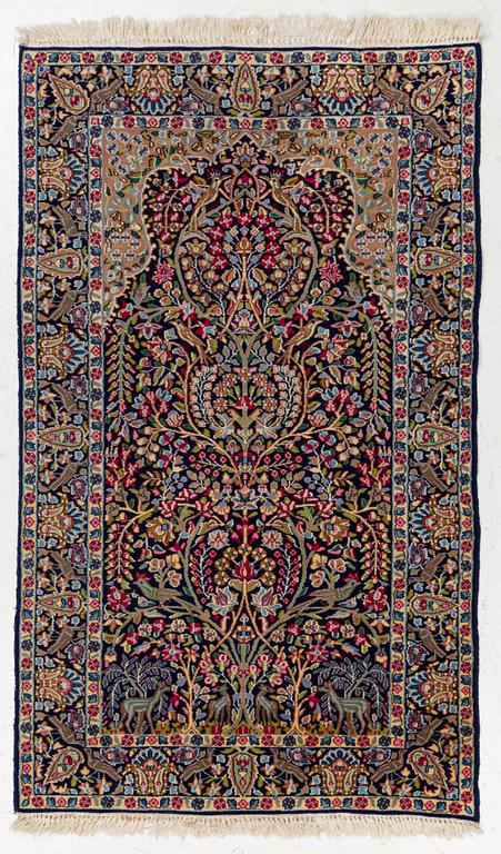 Carpet, Kirman Laver, approx. 215 x 128 cm.