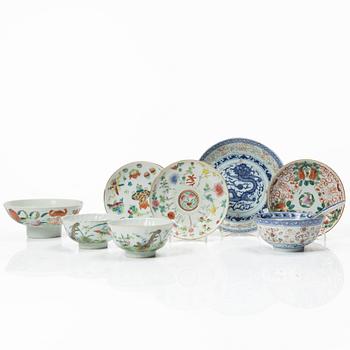 Parti, porslin, nio delar. Kina, 1900-tal.