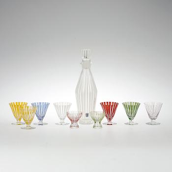 GLASSERVISDELAR, 10 st, "Strikt", Bengt Orup, Johansfors, formgiven 1952.