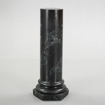 JALUSTA / PILARI, 1900-luku.