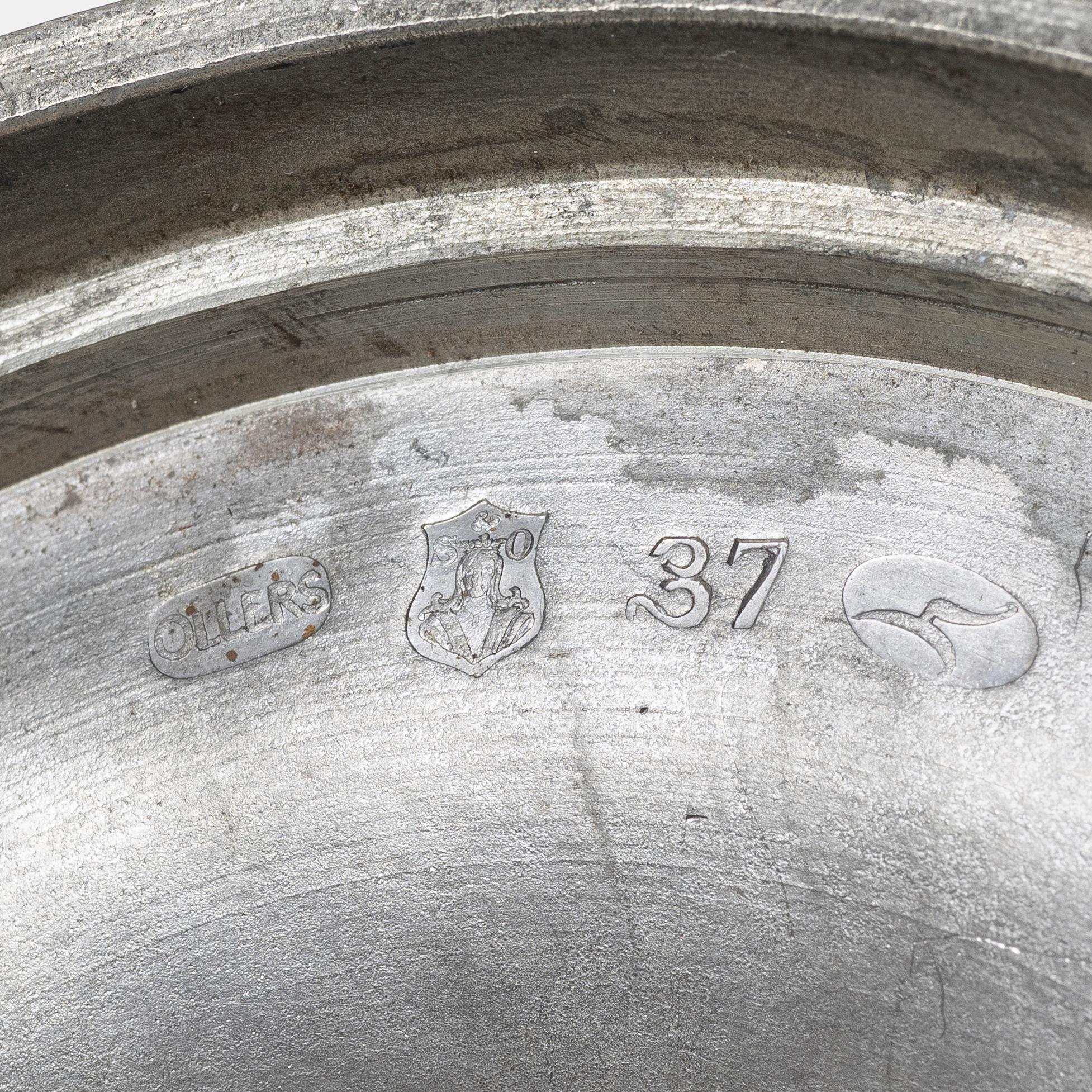 Edvin Ollers, a pewter table lamp, Stockholm, 1926.