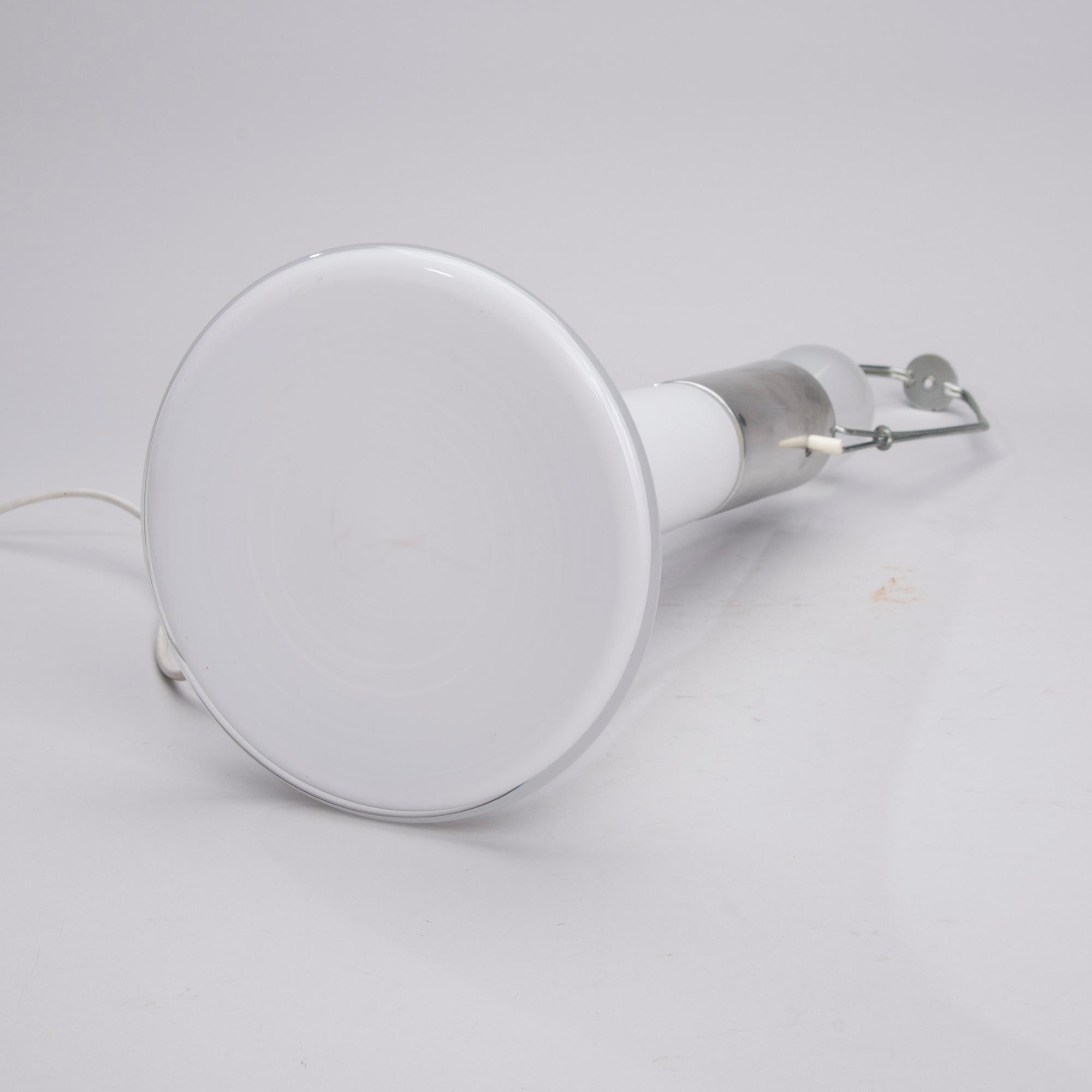 BORDSLAMPA, glas, Lisa Johansson-Pape, 1900-talets senare hälft.