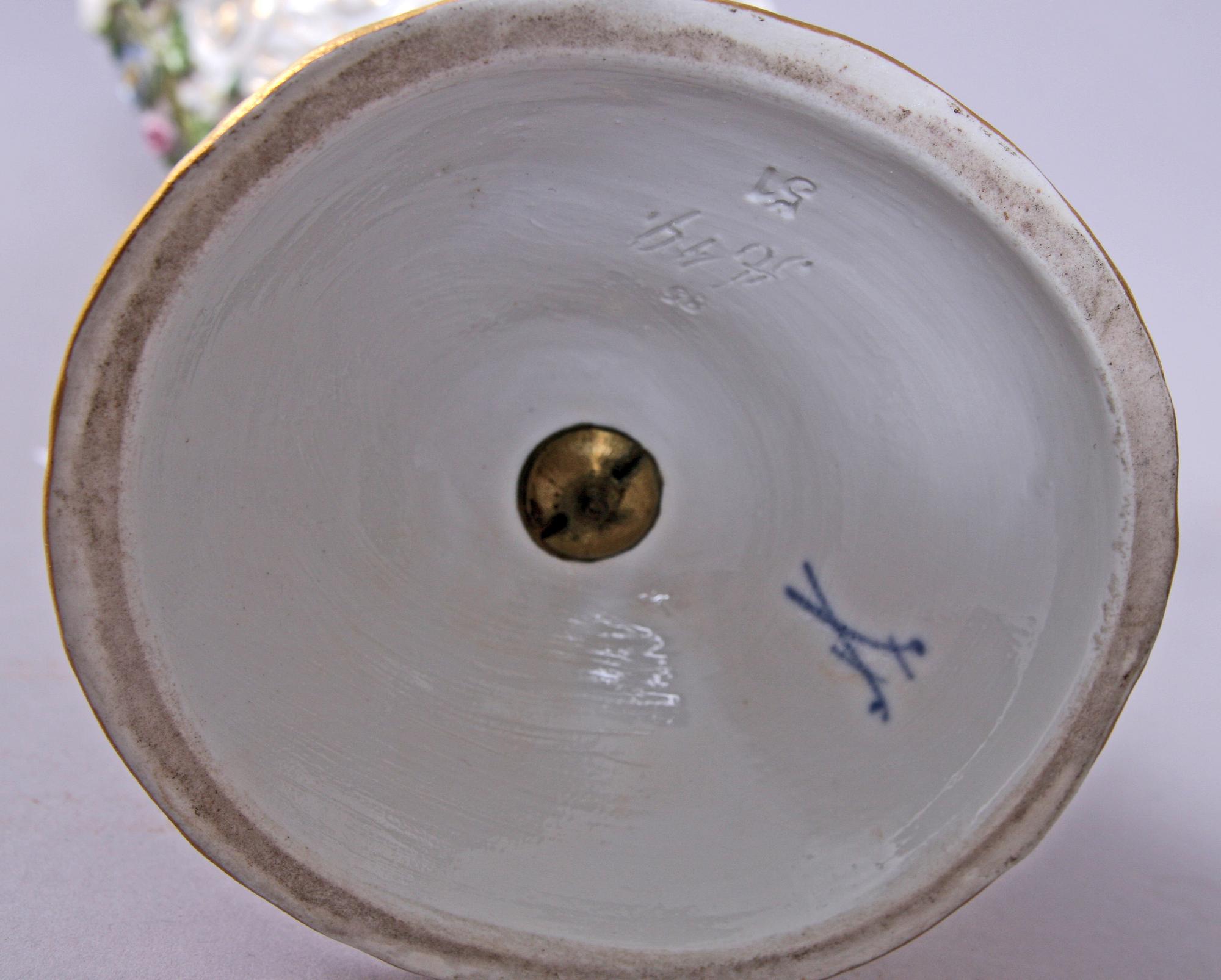 UPPSATSSKÅL, porslin. Meissen. 1800-talets slut.